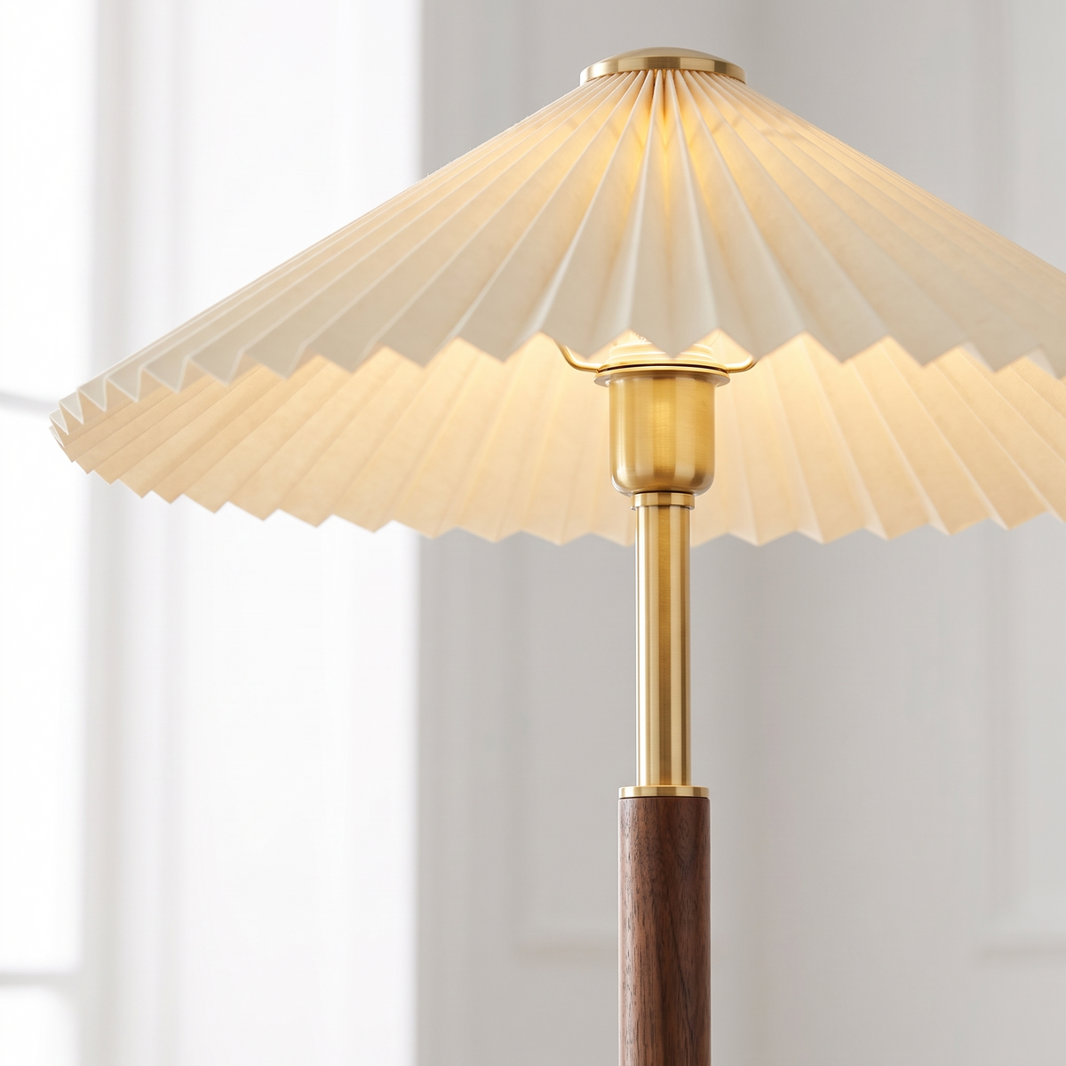 Margherita Dorata Pleated Parasol Floor Lamp with Walnut Column
